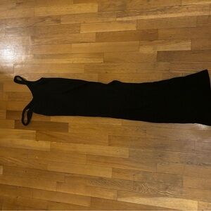 Black Sleeveless Dress